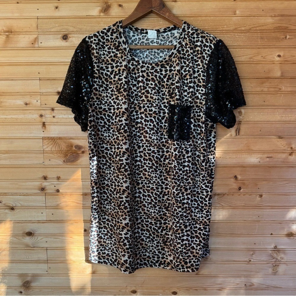 Sunshine & Rodeos Leopard Print T-Shirt Black Sequin Sleeves Large Country